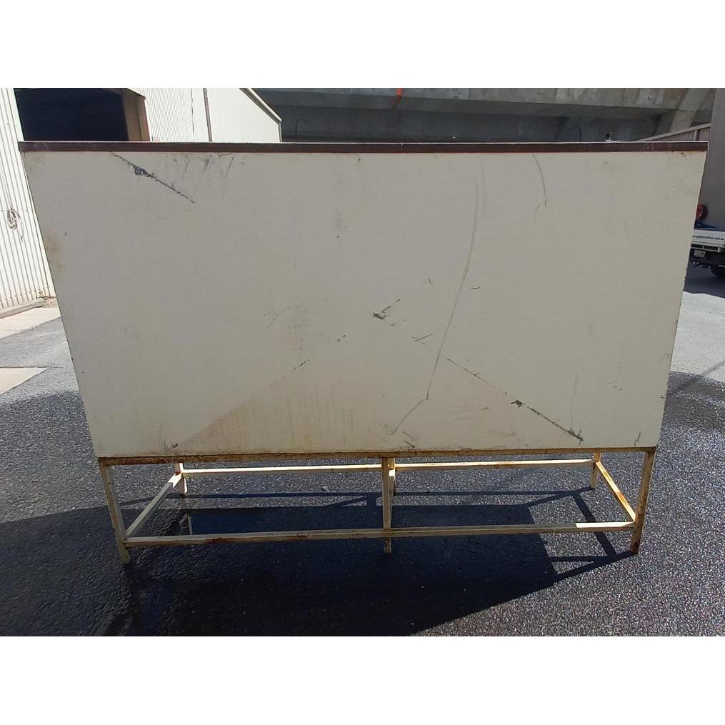 # 4204 <br> Rainwater Tank <br> 1770mm High x 2410mm Wide x 605mm Deep