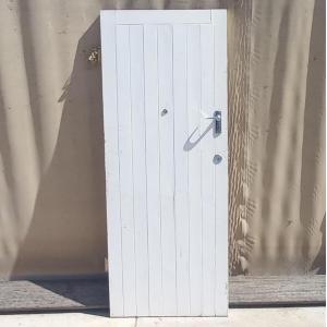 # 4815 <br> External Door <br> 2025 x 805 x 40 mm