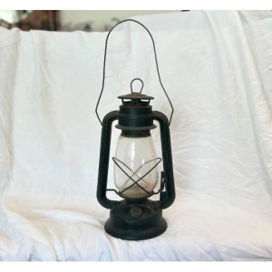 # 5672 <br> Dark Green Kerosene Lantern