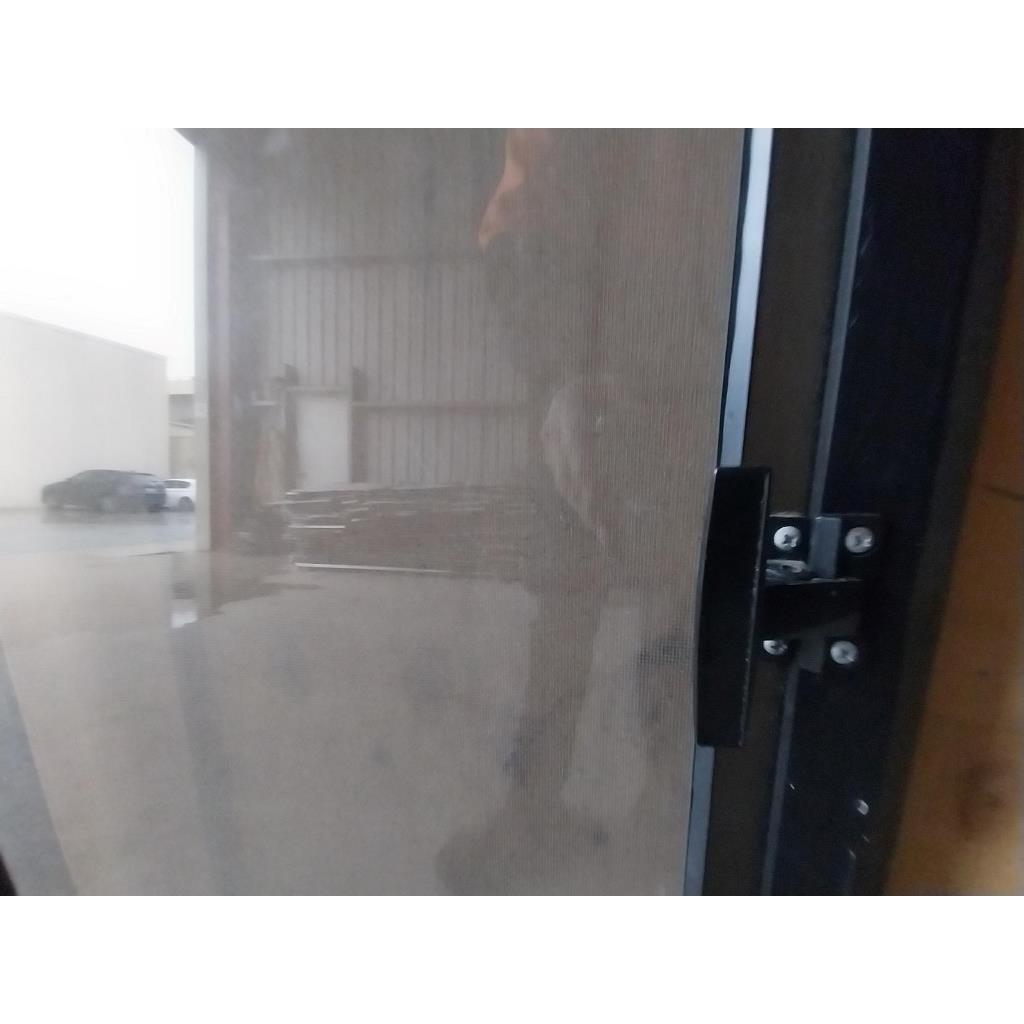 # 5914 - B7 <br> Aluminium Framed Window <br> 1435mm High x 905mm Wide - Image 2