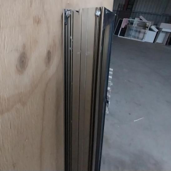 # 5914 - B7 <br> Aluminium Framed Window <br> 1435mm High x 905mm Wide - Image 6