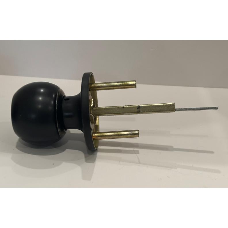 # 5701 <br> Internal Door Handle - Lockable - Image 3