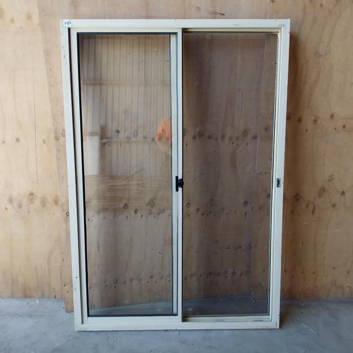 # 6276 - B8 <br> Aluminium Framed Window <br> 1510mm High x 1045mm Wide - Image 2