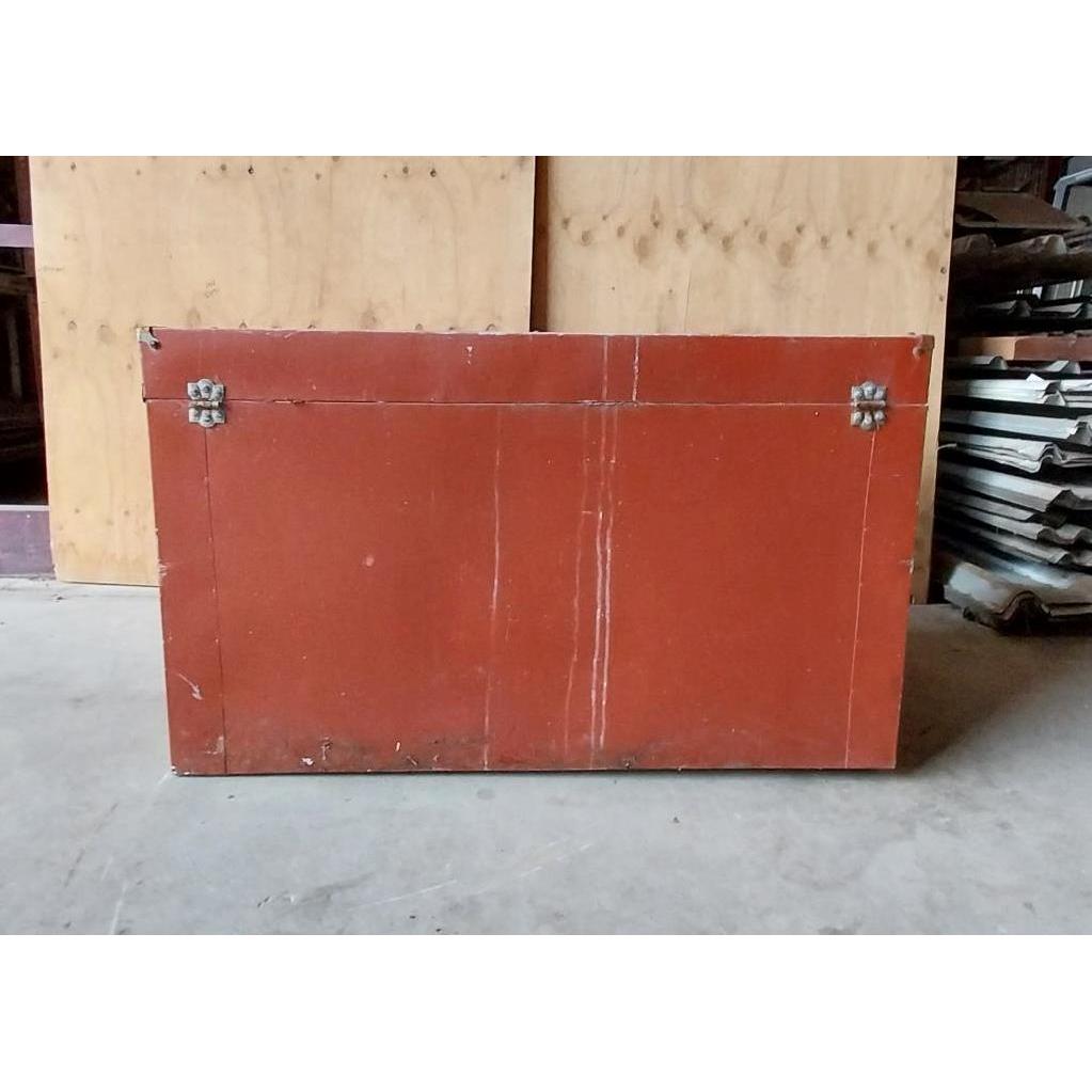# 6329 <br> Vintage Timber Trunk - Image 4