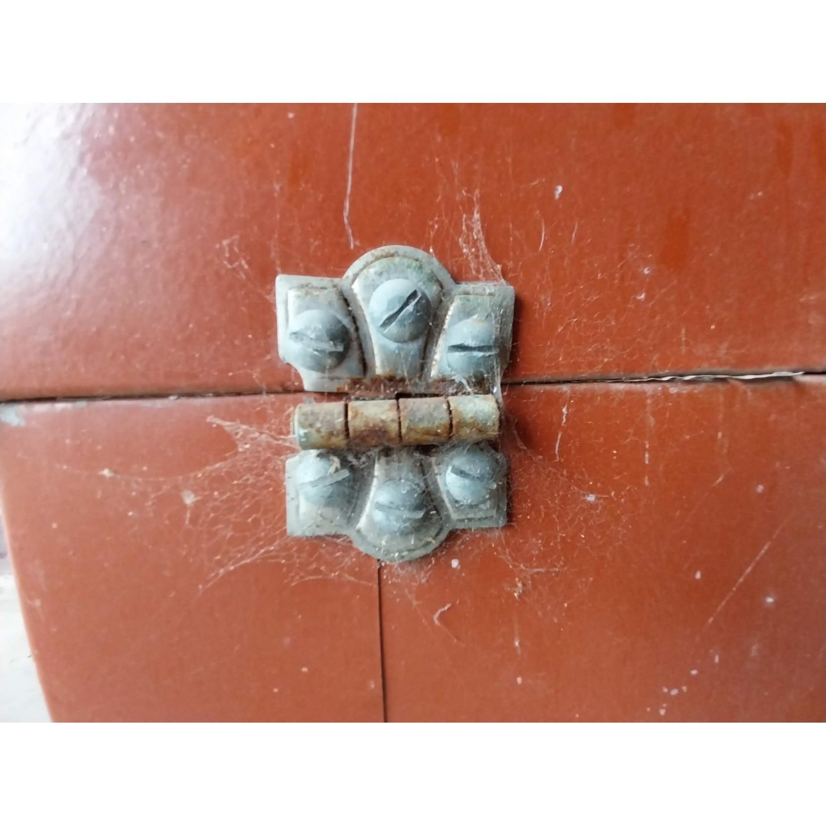 # 6329 <br> Vintage Timber Trunk - Image 7