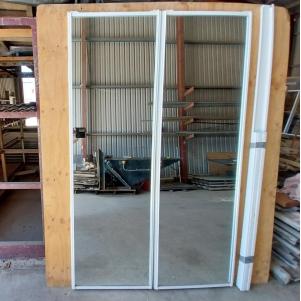 # 6333 <br> Sliding Wardrobe Doors <br> 2350mm High x 1440mm Wide