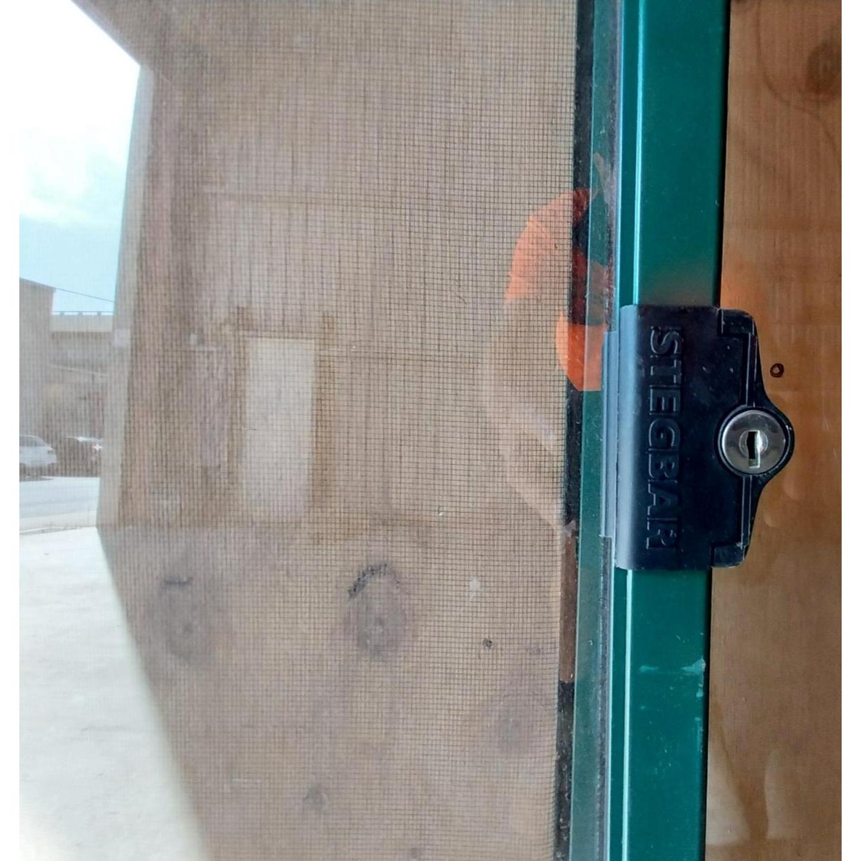 # 6362 - B10 <br> Aluminium Framed Window <br> 1615mm High x 1170mm Wide - Image 4