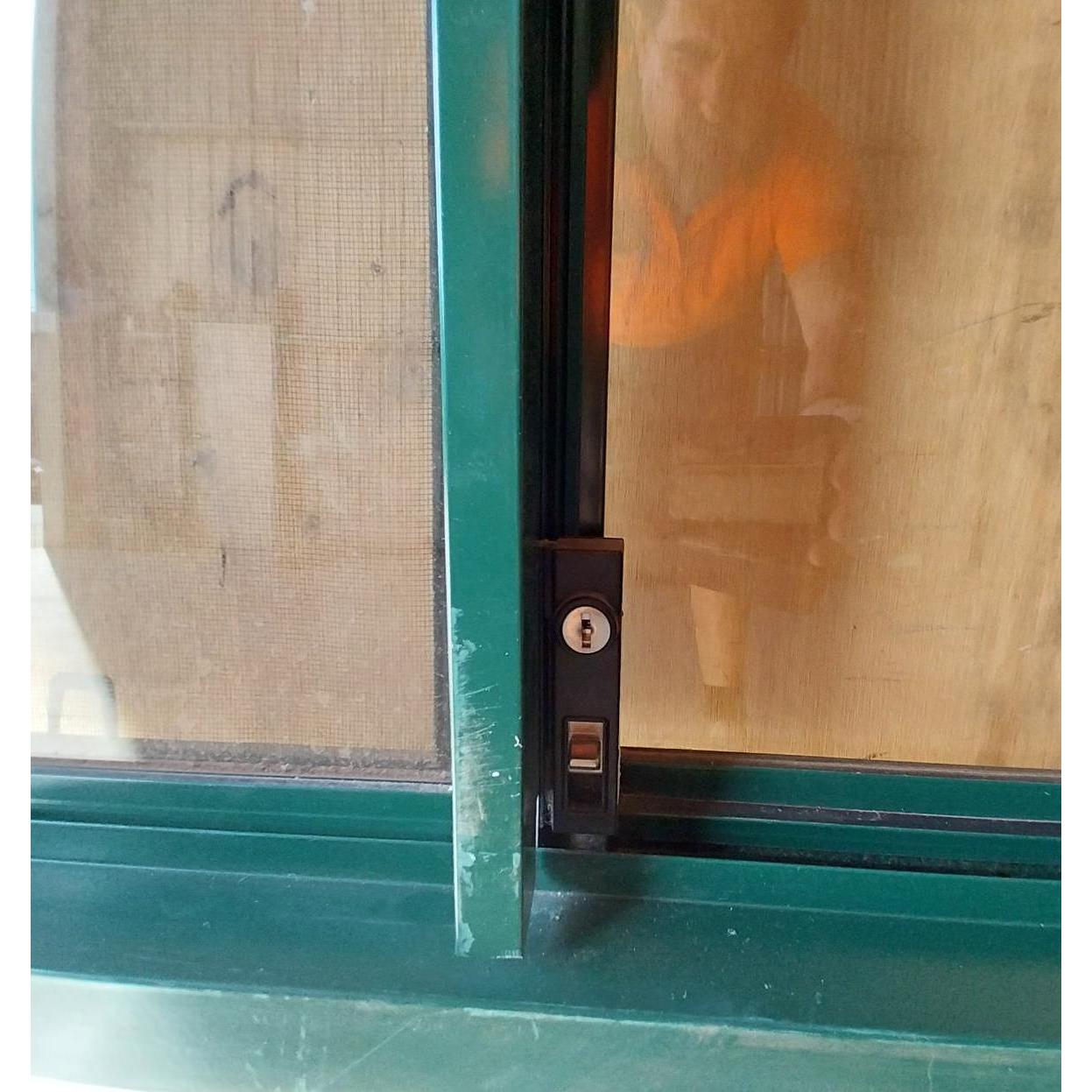 # 6362 - B10 <br> Aluminium Framed Window <br> 1615mm High x 1170mm Wide - Image 5