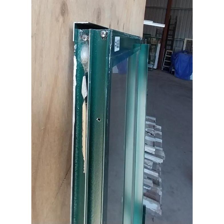 # 6362 - B10 <br> Aluminium Framed Window <br> 1615mm High x 1170mm Wide - Image 9