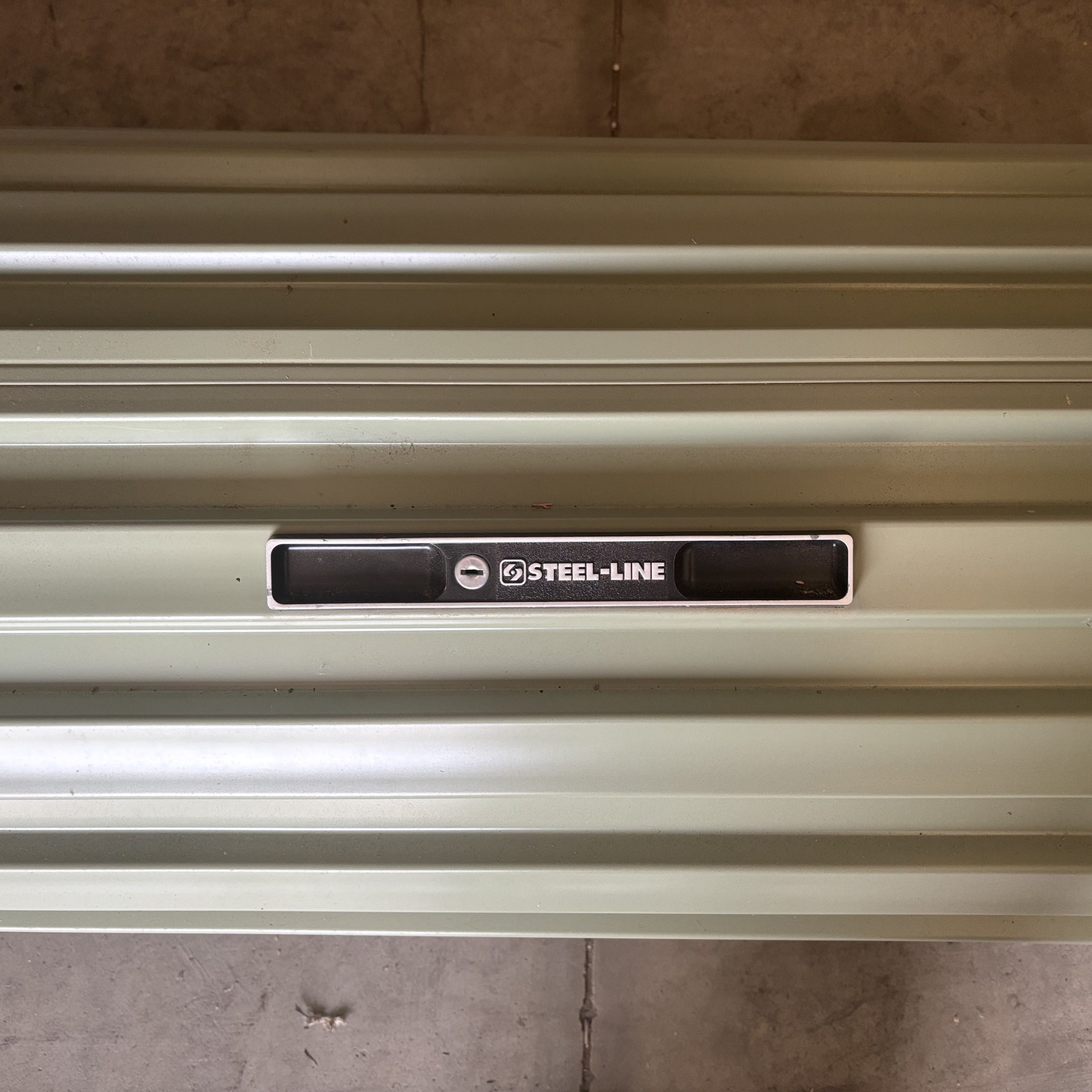 # 6042 <br> Roller Door <br> 2650mm Wide - Image 2