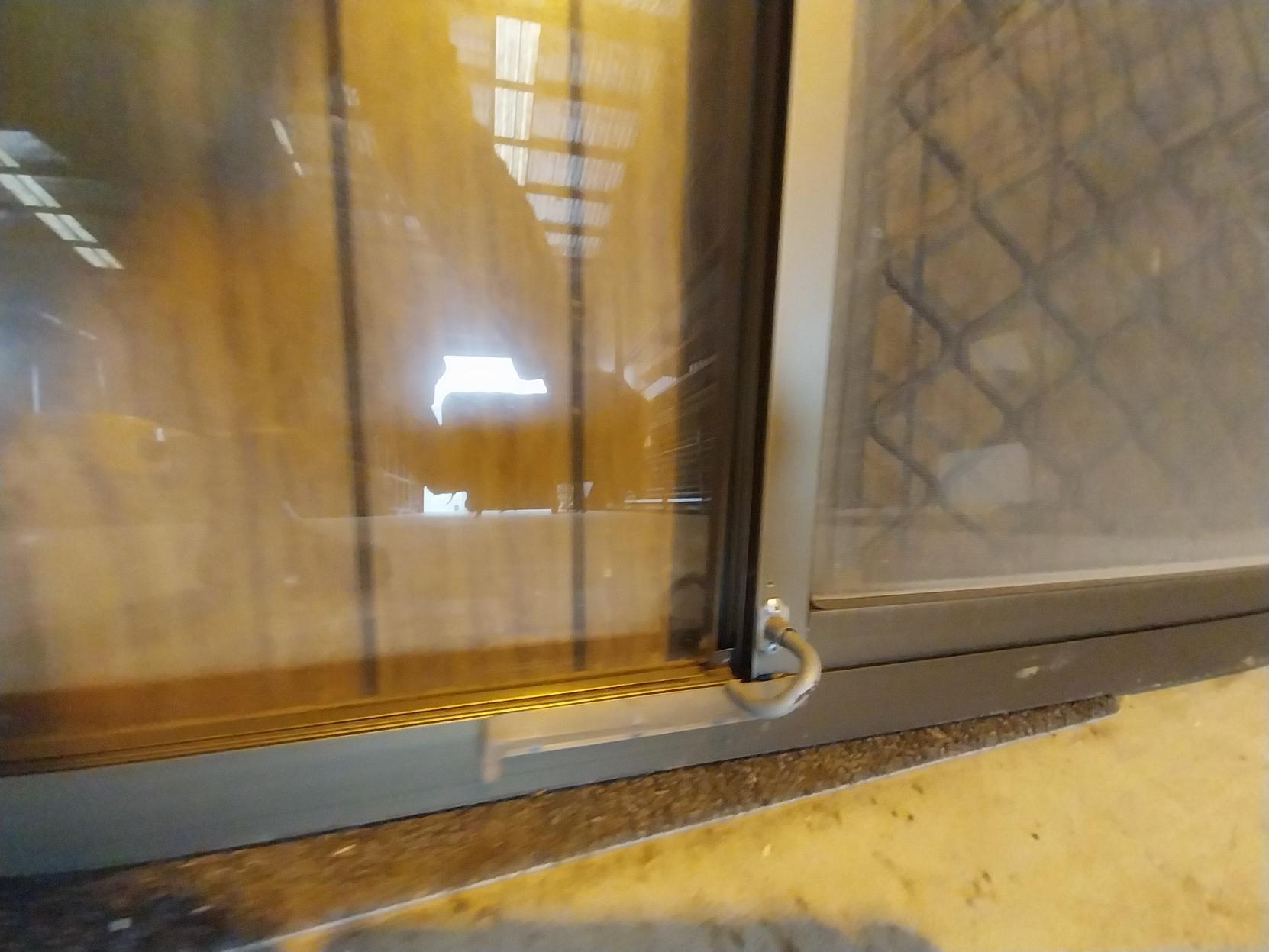 # 6603 - B9 <br> Aluminium Framed Sliding Window <br> 1460mm High x 1750mm Wide - Image 5