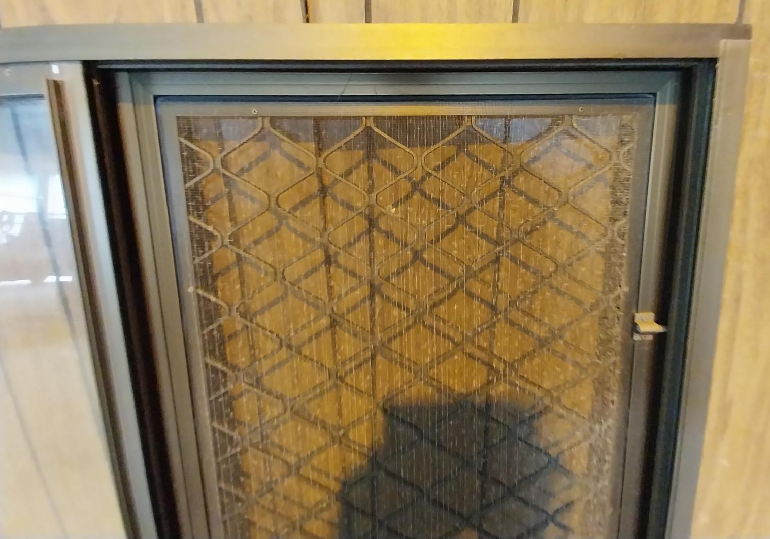 # 6605 - B8 <br> Aluminium Framed Sliding Window <br> 1460mm High x 1195mm Wide - Image 7