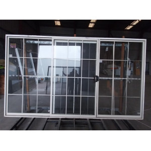 # 6646 <br> Aluminium Framed Sliding Door <br> 2100mm High x 3600mm Wide