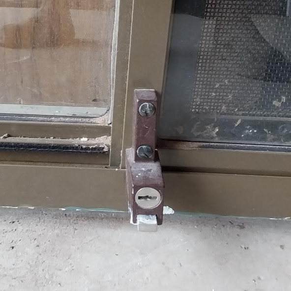 # 6647 - B7 <br> Aluminium Framed Sliding Window <br> 1365mm High x 1210mm Wide - Image 5