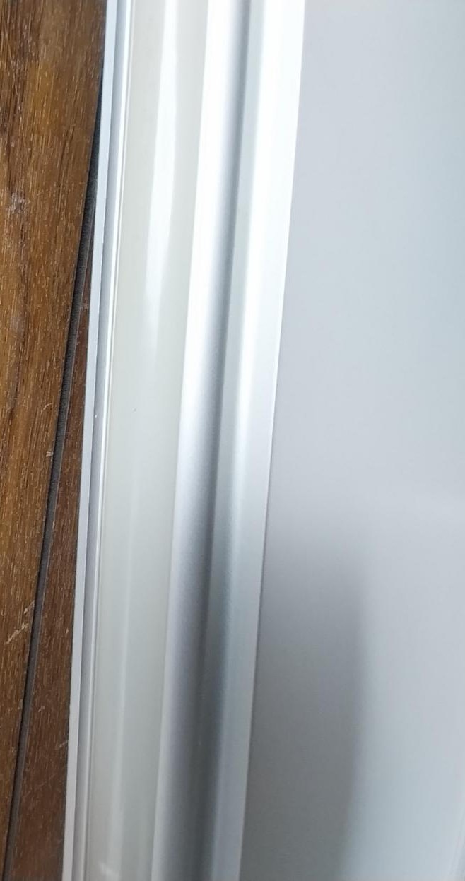 # 6672 <br> Sliding Wardrobe Doors <br> 2685mm High x 2280mm Wide - Image 8