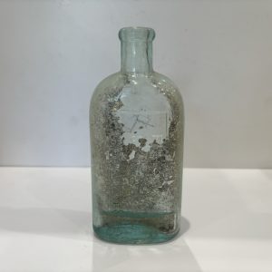 # 6132 <br> Vintage Bottle