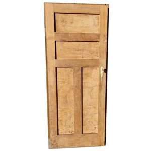 # 6482 <br> Timber Door <br> 2005 x 805 x 35mm