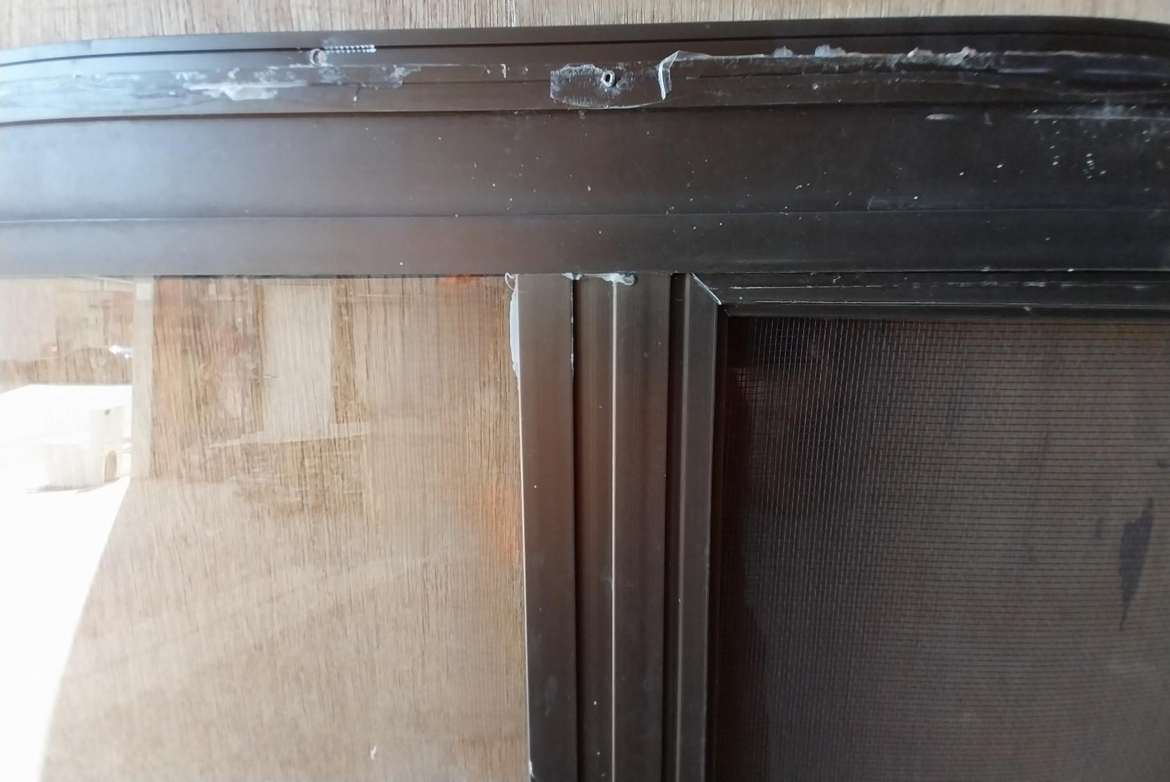 # 7003 - B10 <br> Aluminium Framed Sliding Window <br> 1445mm High x 1415mm Wide - Image 4