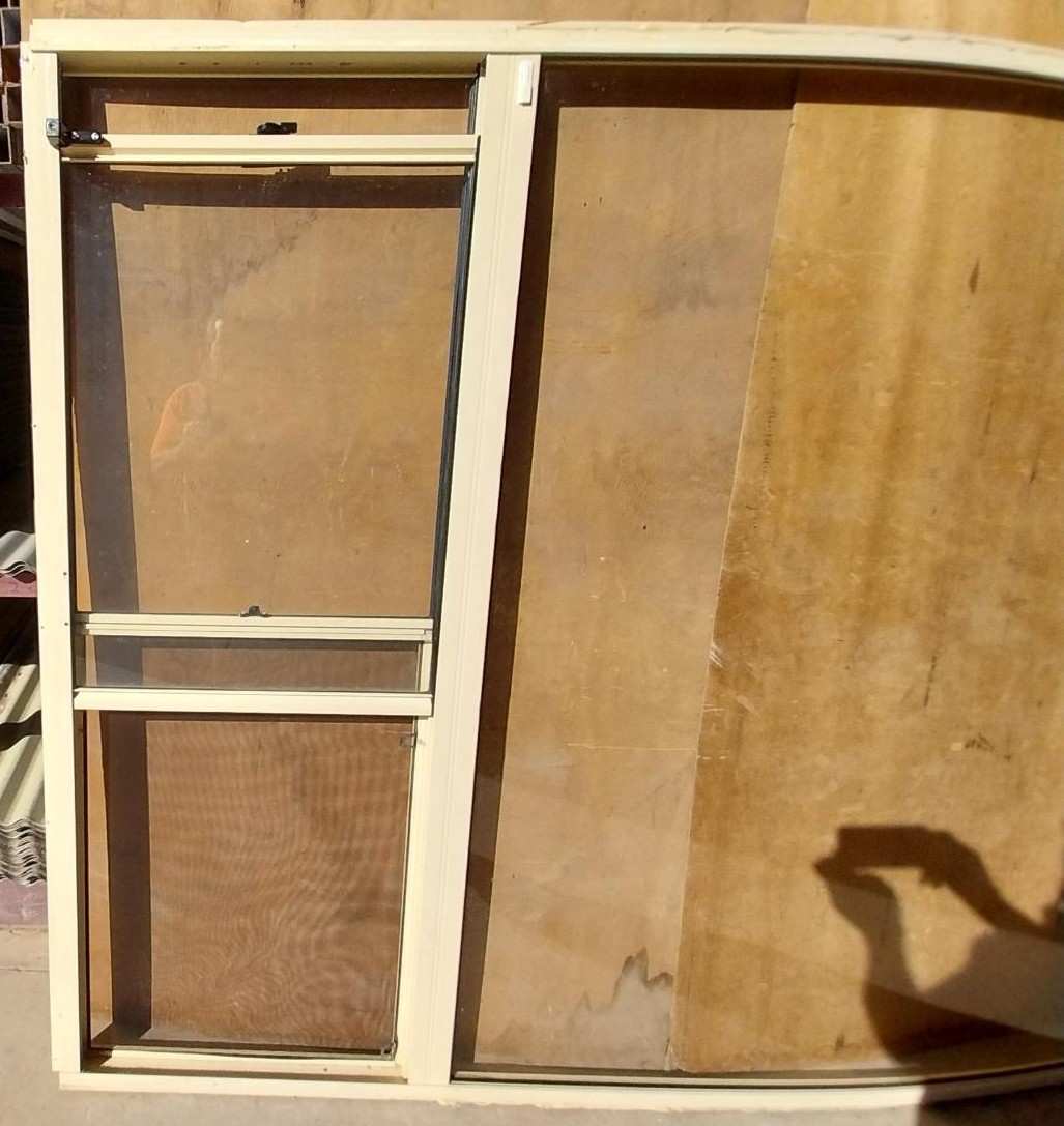# 7036 <br> Aluminium Framed Sash Window <br> 1745mm High x 2675mm Wide - Image 5