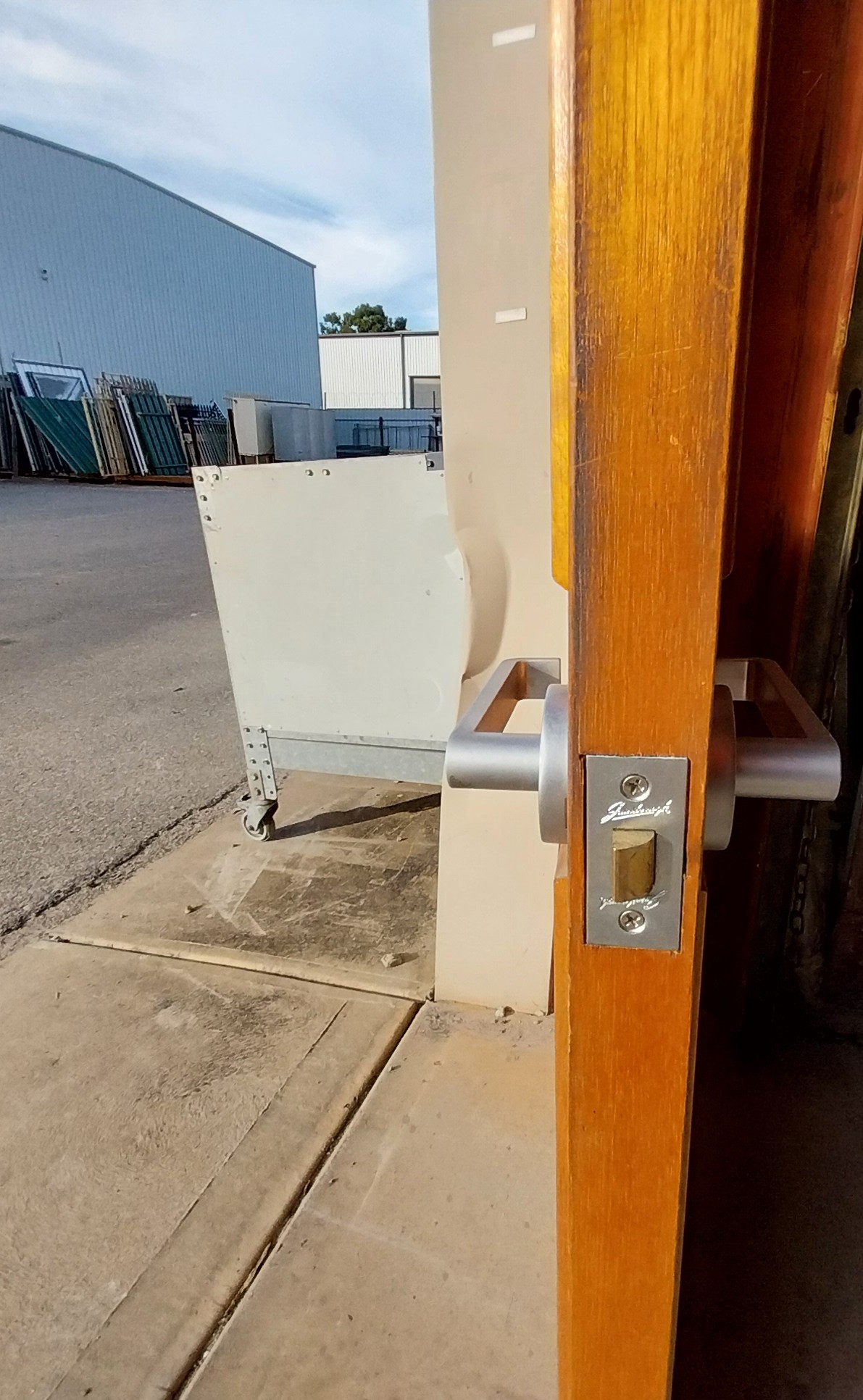 # 7067 <br> External Timber & Leadlight Door <br> 2015 x 780 x 35mm - Image 10