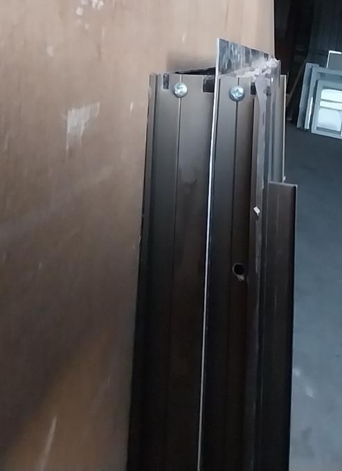 # 7112 - B10 <br> Aluminium Framed Sliding Window <br> 1580mm High x 1640mm Wide - Image 6