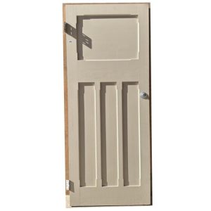 # 7184 <br> Bungalow Door <br> 2025 x 820 x 40mm