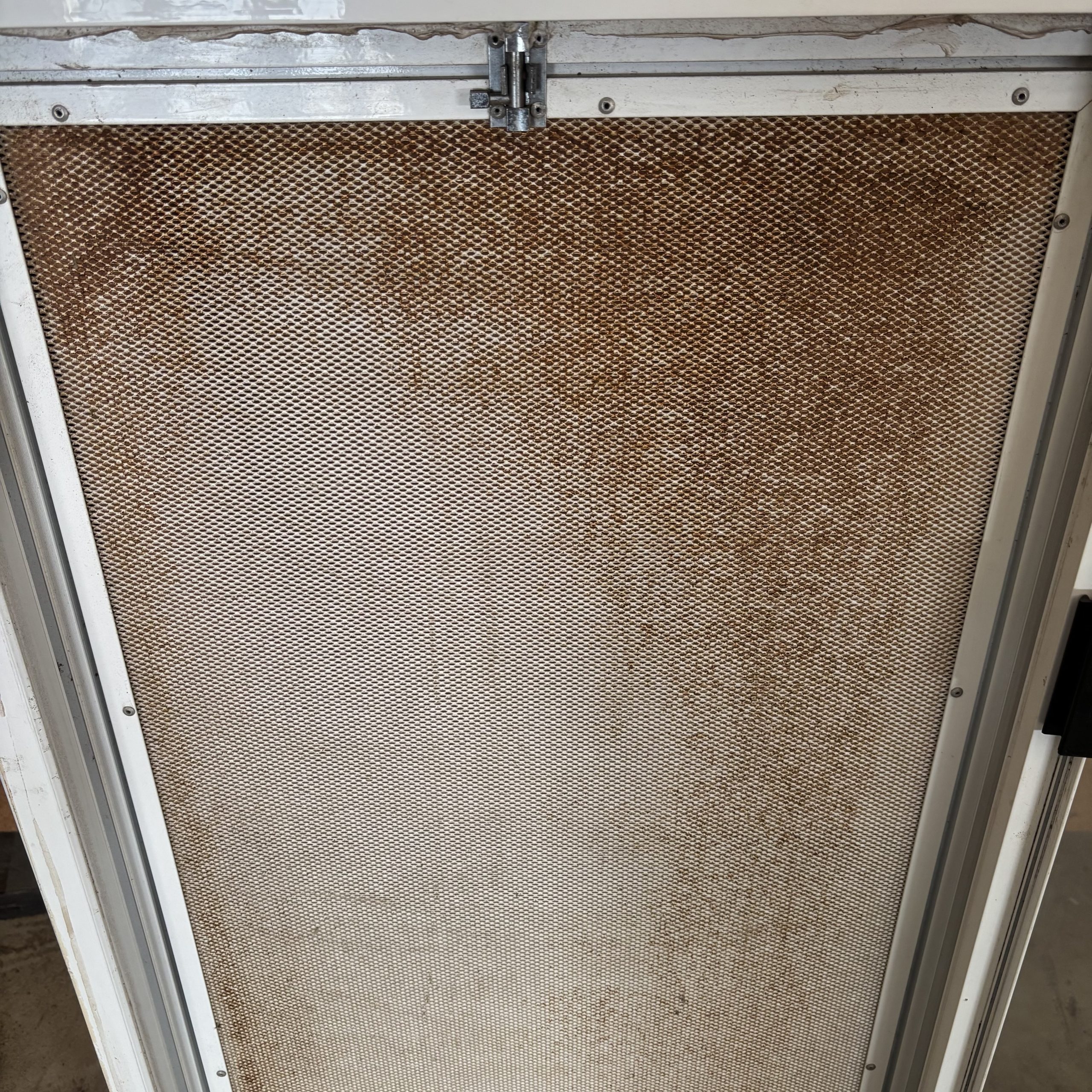 # 7310 - B7 <br> Aluminium Framed Sliding Window <br> 1560mm High x 1050mm Wide - Image 7
