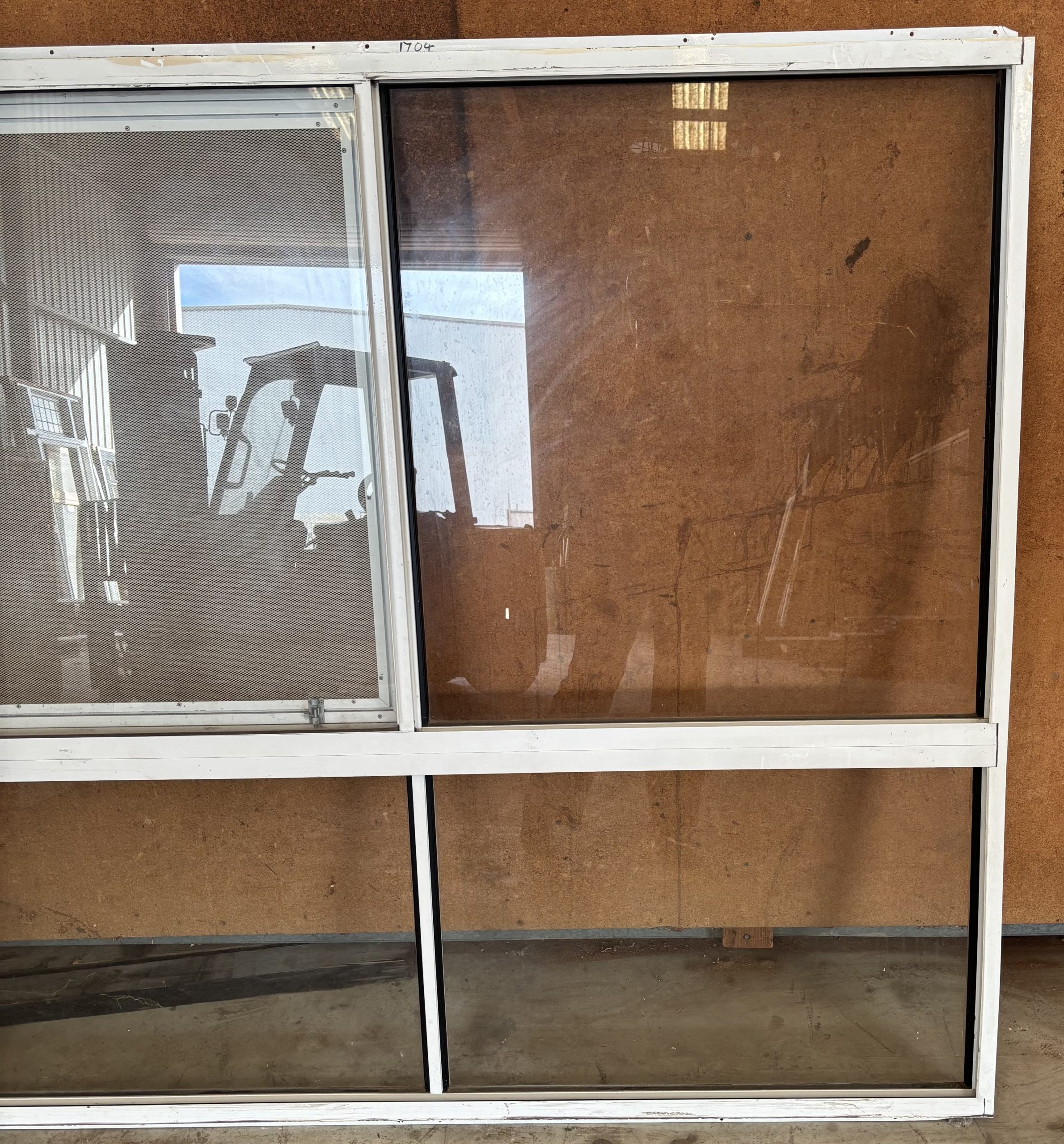 # 7311 <br> Aluminium Framed Sliding Window <br> 1560mm High x 1735mm Wide - Image 4