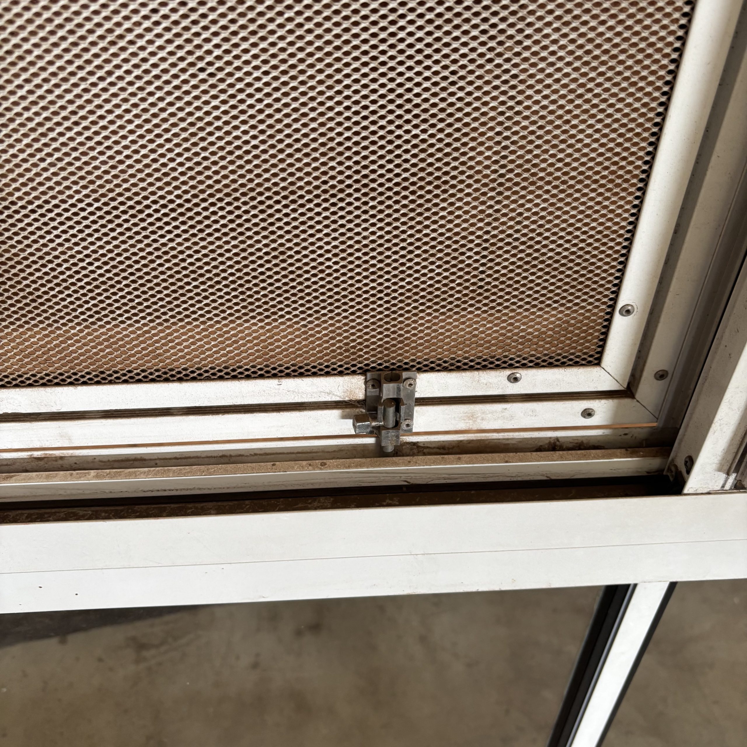 # 7311 <br> Aluminium Framed Sliding Window <br> 1560mm High x 1735mm Wide - Image 8