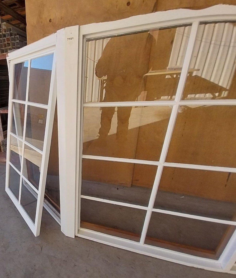 # 7151 <br> Timber Framed Bay Window <br> 1440mm High x 3300mm Wide - Image 7