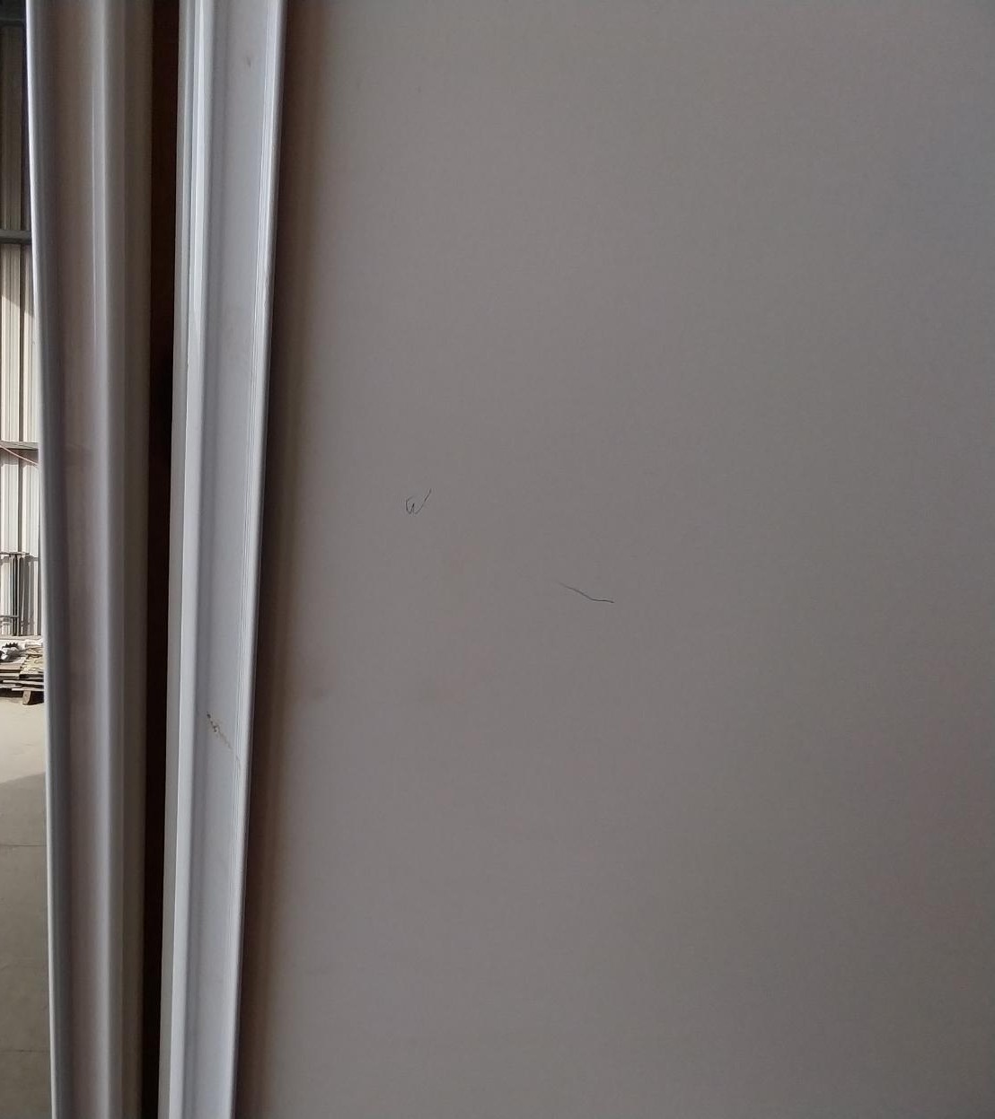 # 7202 <br> Sliding Wardrobe Doors <br> 2630mm High x 2730mm Wide - Image 7
